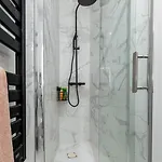 דירה My Casa - Foch - Superb W Ac Downtown ניס