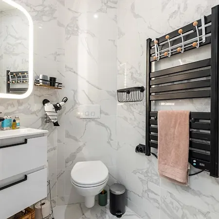 Foch - Superb Suite W Ac Downtown *